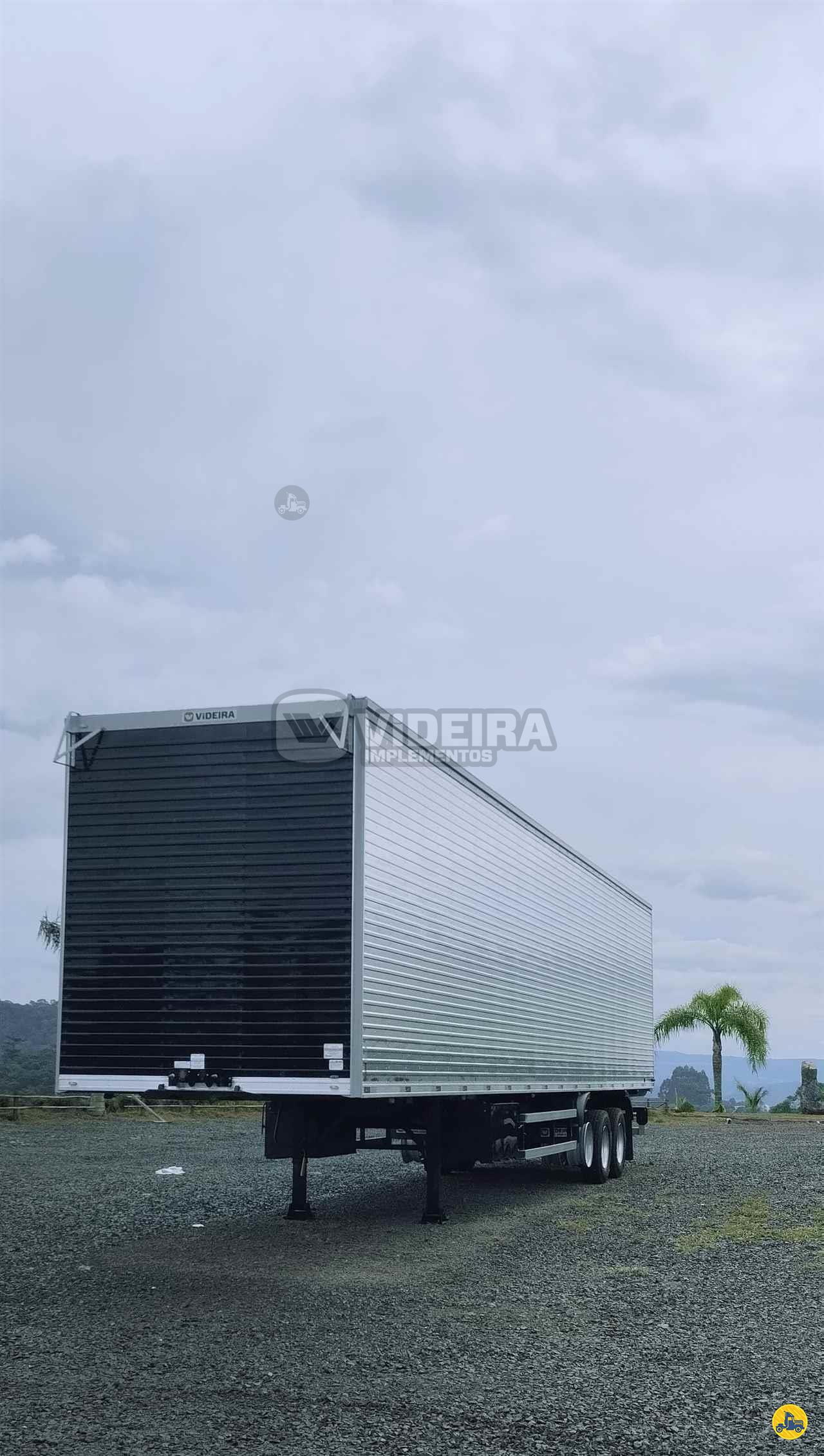CARRETA SEMI-REBOQUE BAU FURGÃO Videira Implementos Rodoviários  VIDEIRA SANTA CATARINA SC